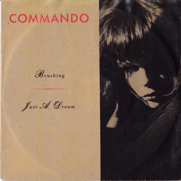 Commando M. Pigg - Brushing