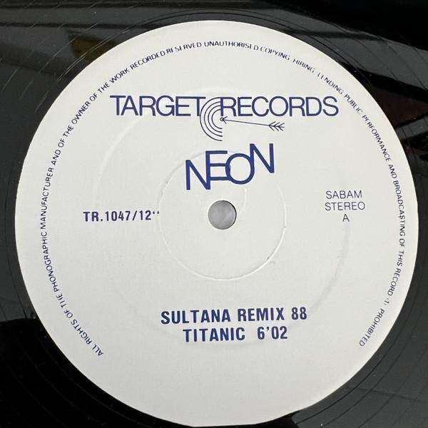 Neon - Sultana