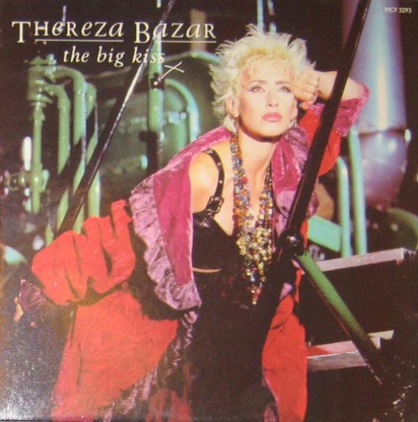 Thereza Bazar - The Big Kiss